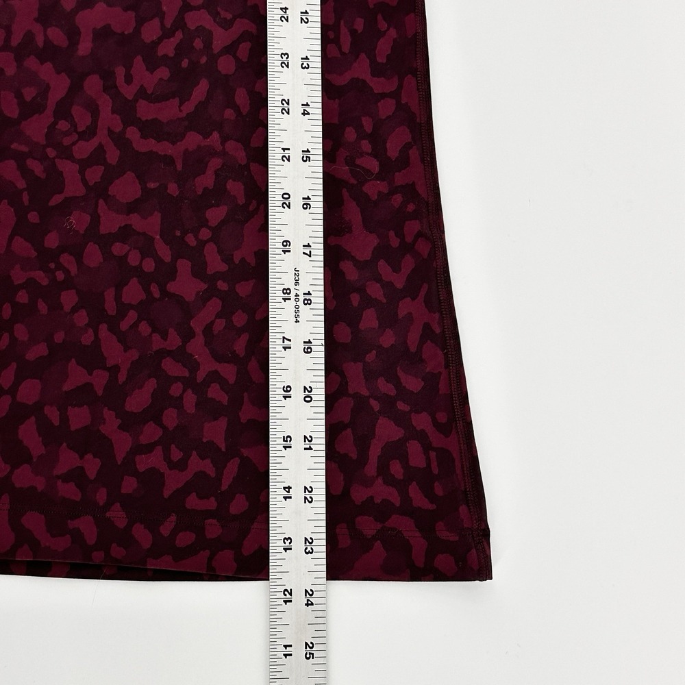 Lululemon Cool Razorback Tank Top Size 2 Purple Plum Leopard Animal Print Yoga - Picture 4 of 4